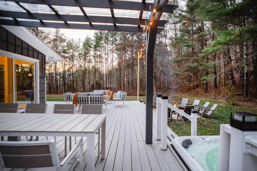 Prattvilla -Catskill -Mountain Escape 5 Bedroom ,3 Bath With Hot Tub Prattsville Extérieur photo